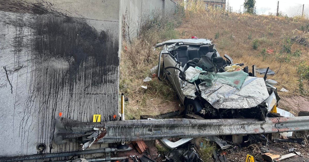 Driver seriously injured after crash off 405 in Inglewood | FOX 11 Los ...