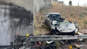 Driver seriously injured after crash off 405 in Inglewood