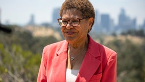 Karen Bass expected to be first female mayor of Los Angeles, AP projects