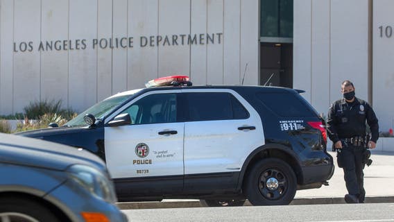 Less than a third of LAPD mental health calls are being handled by mental health professionals