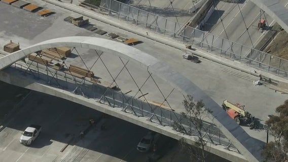 101 Fwy Closure: Repair work continues near downtown LA
