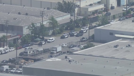 2 men shot and killed in Commerce