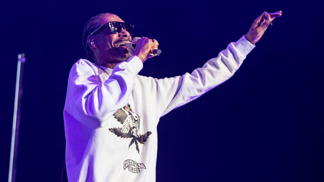 Snoop Dogg cancels non-US tour dates for the remainder of 2022