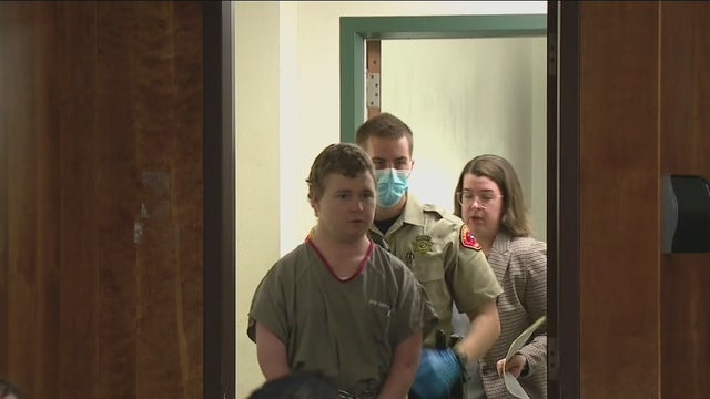 Hannah Tubbs, trans child molester, pleads not guilty to murder, robbery charges