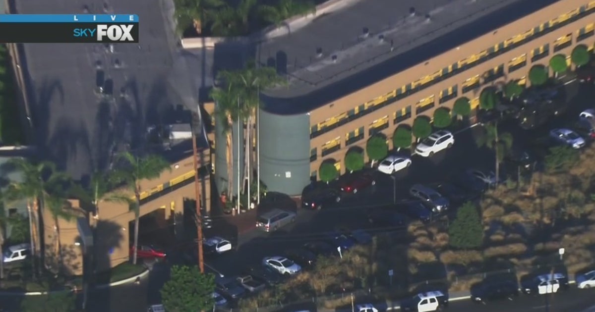 Suspect taken into custody following barricade situation at Commerce ...