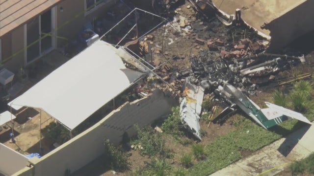 Small plane crashes near home in Hemet neighborhood