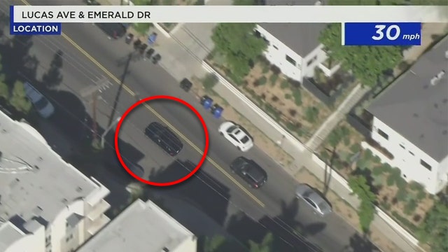 LAPD searching for suspects, stolen vehicle near DTLA following brief pursuit