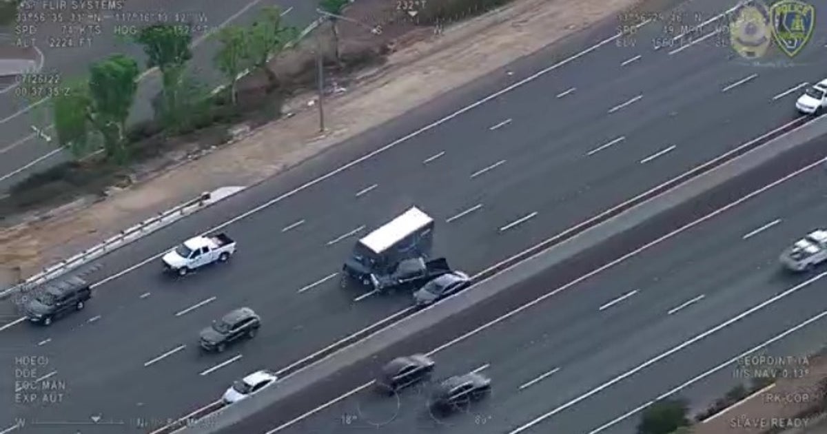 Police chase: Home invasion robbery suspect led officers on pursuit in ...