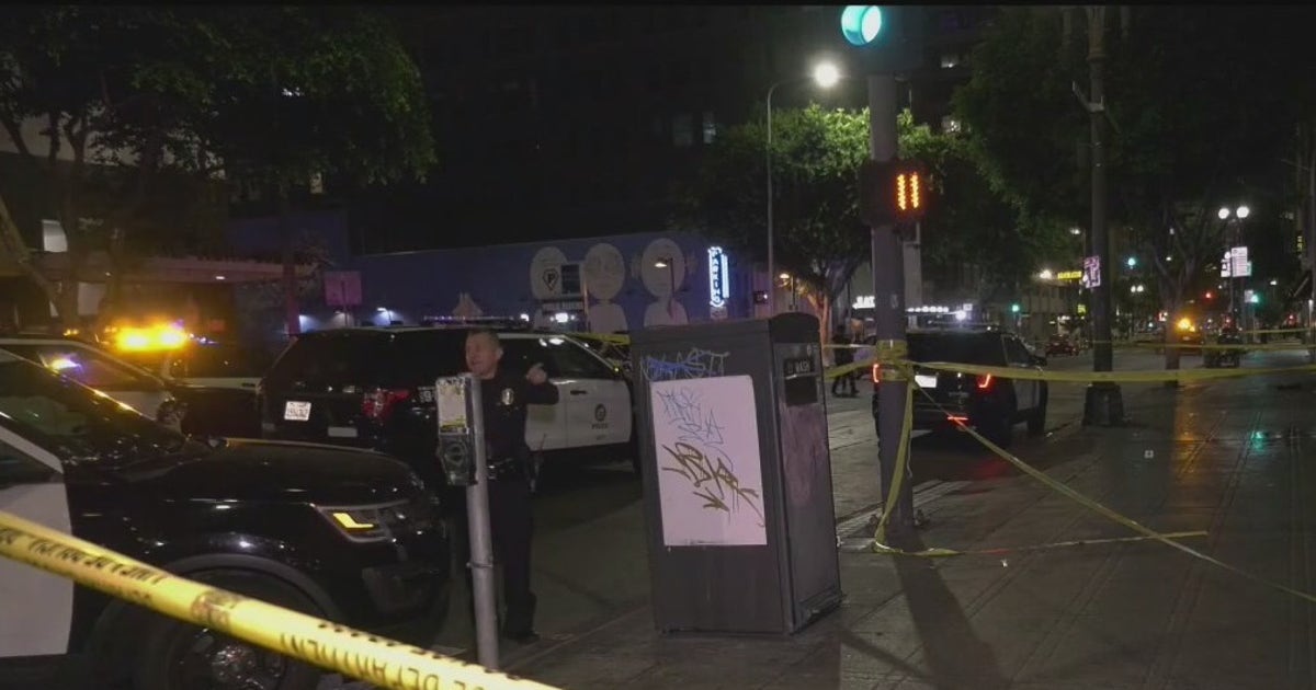 4 wounded in downtown LA shooting; gunmen at large | FOX 11 Los Angeles