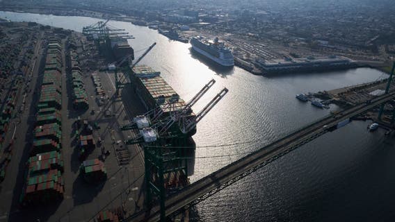 Woman falls to her death from Vincent Thomas Bridge in San Pedro