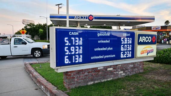 Gas prices in LA, Orange counties drop for 41st straight day