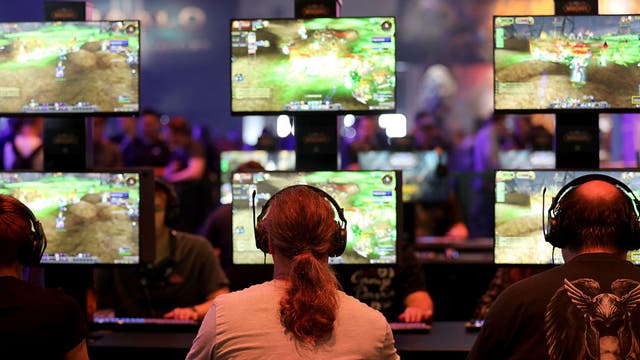 OC man pleads guilty to stalking pro gamer online for years