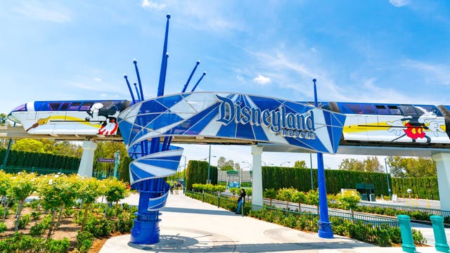 Disneyland is helping you remember where you parked your car