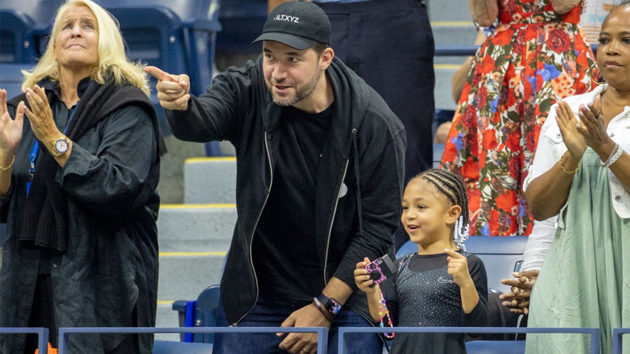 Serena Williams daughter pays tribute to moms tennis career, wears matching outfit at US Open