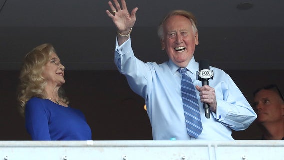 Remembering Vin Scully: World reacts to Dodger icon's death