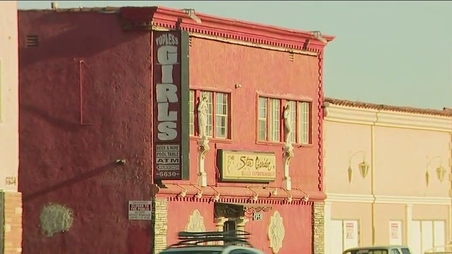 Topless dancers at LA bar seek to be only unionized strippers in US