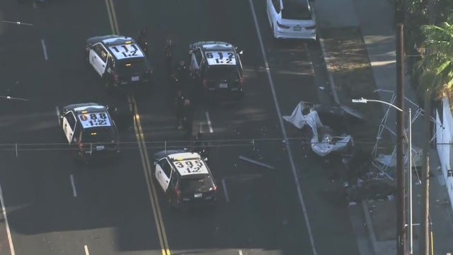 South LA police pursuit ends in 3-car crash