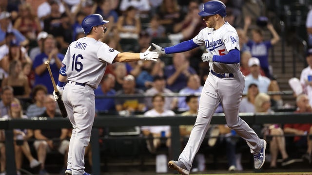 Dodgers clinch NL West title after win over D-Backs