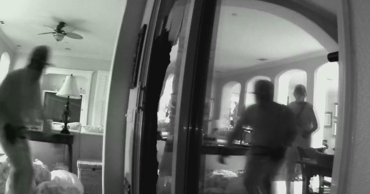 Orange County family watches burglary on home camera while dining out ...