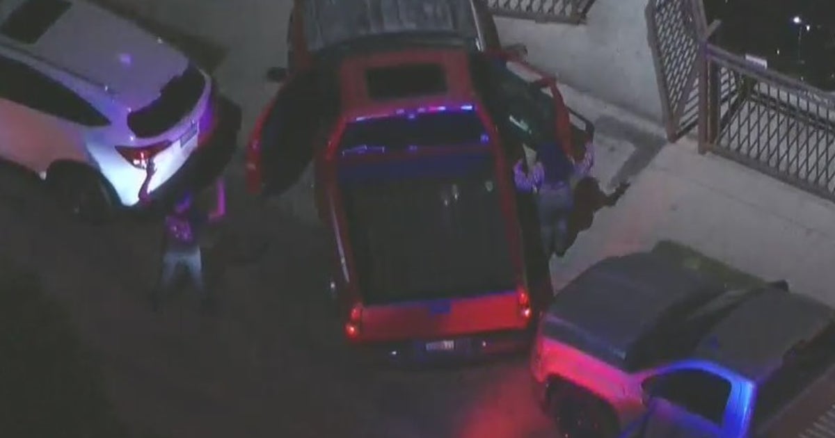 2 in custody after LASD pursuit in Compton area | FOX 11 Los Angeles