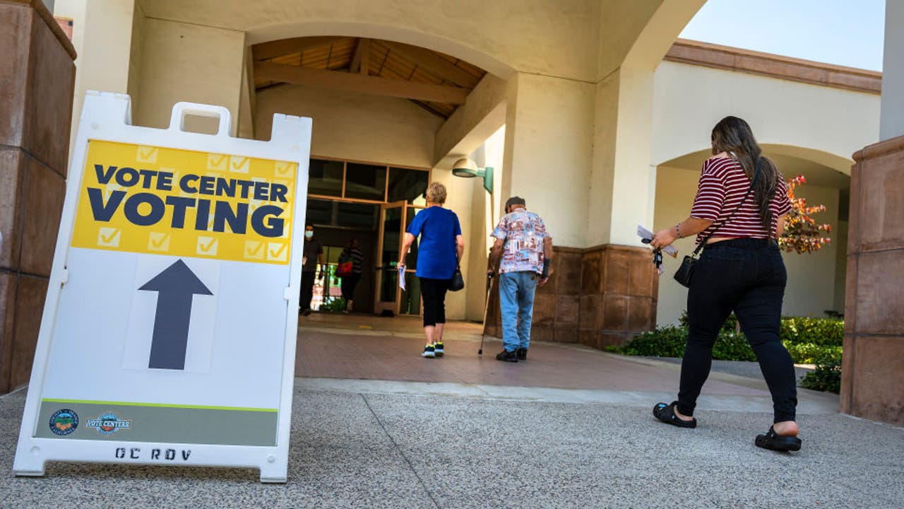 Deadline To Register To Vote In California Passes FOX 11 Los Angeles   GettyImages 1401630504 