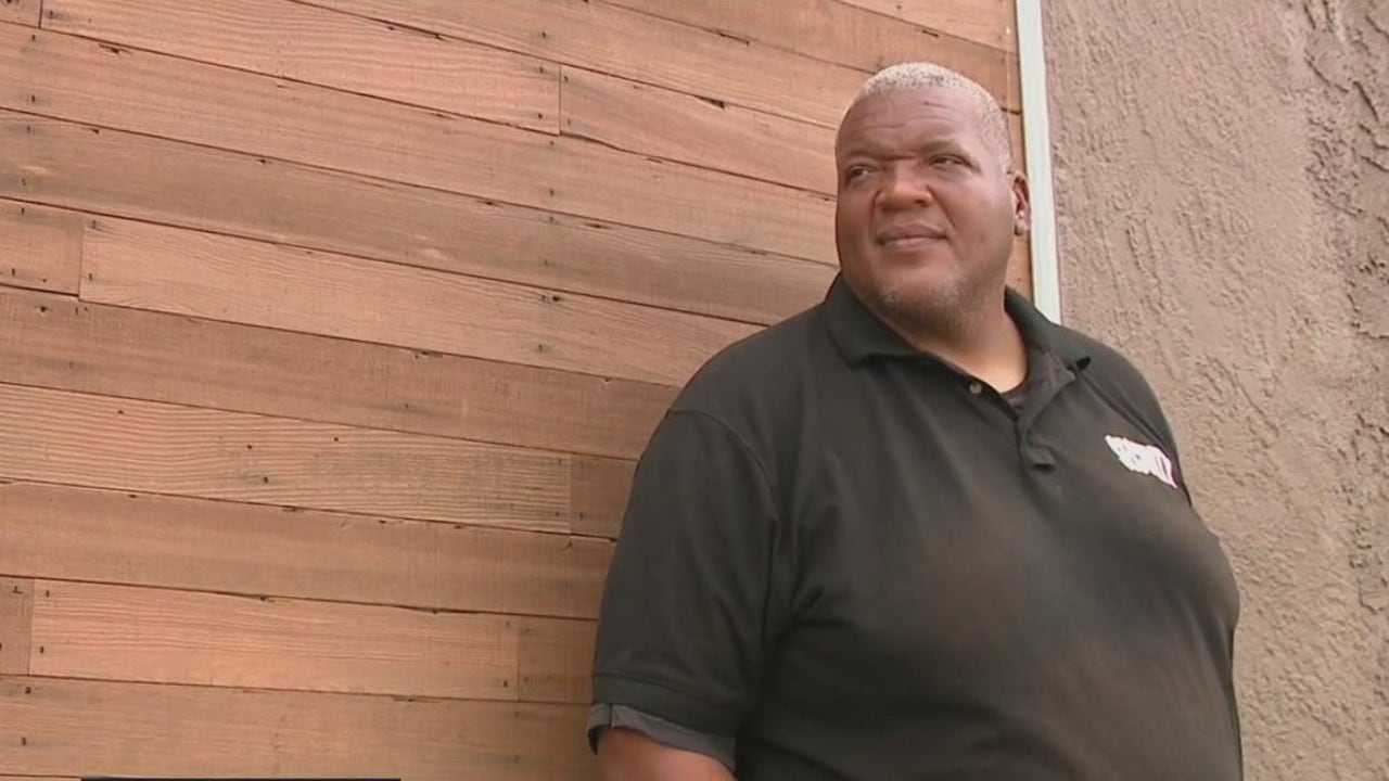 Beloved Venice security guard speaks out after losing finger in homeless attack - FOX 11 Los Angeles