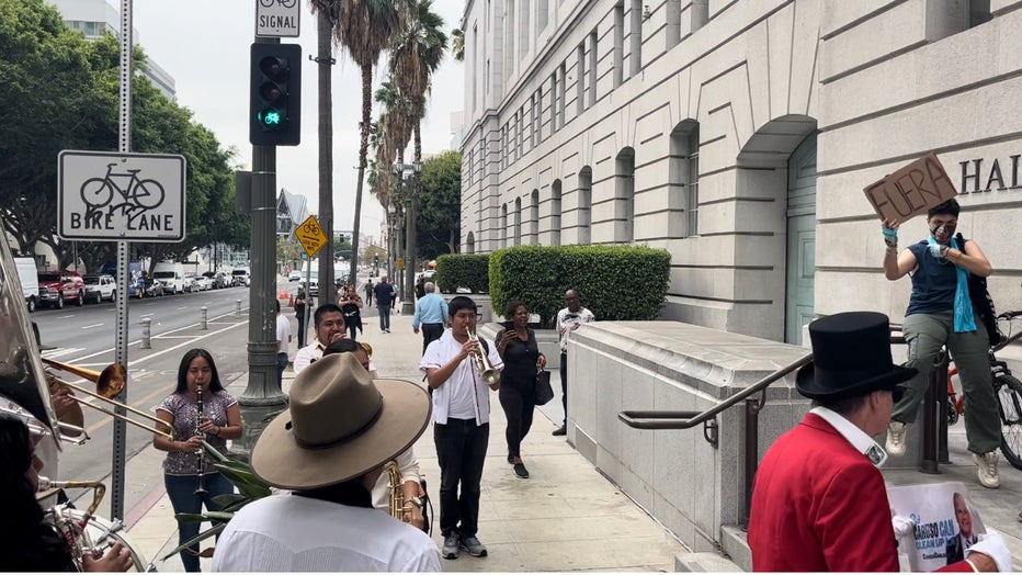 Protesters Disrupt LA City Council Meeting Amid Racism Scandal | FOX 11 ...