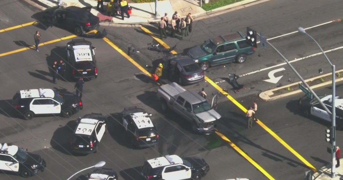 Police chase ends in horrific crash in Cerritos | FOX 11 Los Angeles