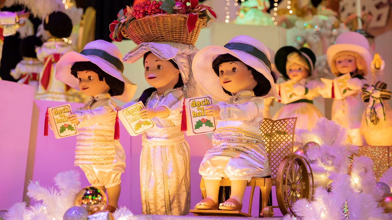 Disneyland, Disney World add dolls in wheelchairs to 'It's a Small