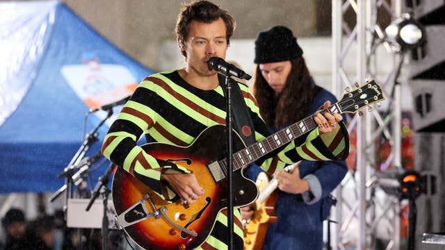 Harry Styles hit with Skittles at LA show