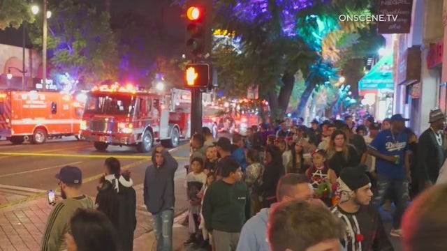 2 stabbed in Hollywood on Halloween