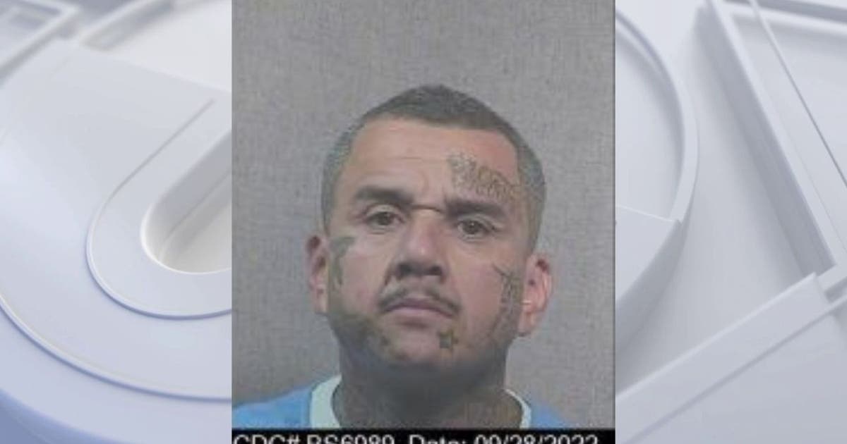 Officials looking for inmate who 'walked away' from facility in LA ...