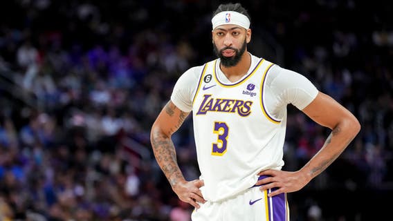 Lakers star Anthony Davis out indefinitely with foot injury