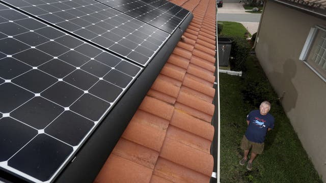California lowers incentives for rooftop solar panels