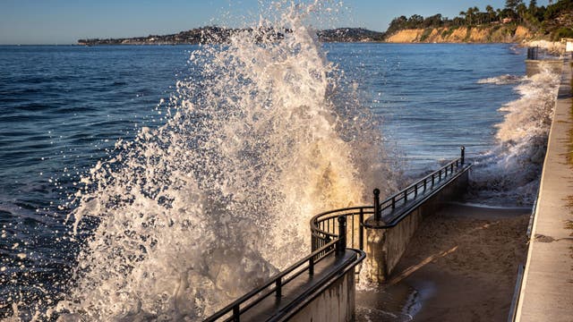 Timeline: King Tide waves forecast for Southern California