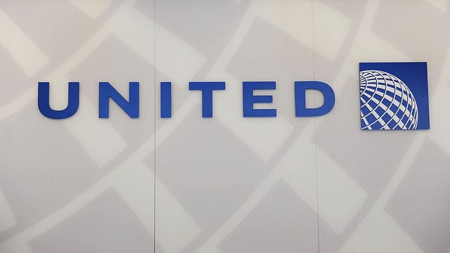 United Airlines investigating worker who threatened to call ICE on passenger at California airport