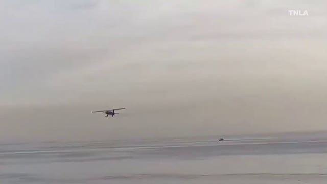 Video shows moments before small plane crashes into Santa Monica beach