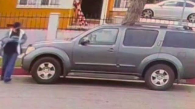 Inglewood PD looking to identify kidnapping suspect