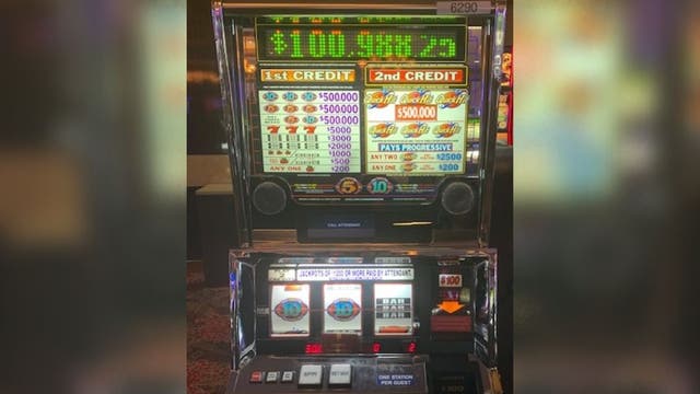 Baldwin Park woman wins $300,000 Christmas jackpot at Pechanga Resort Casino