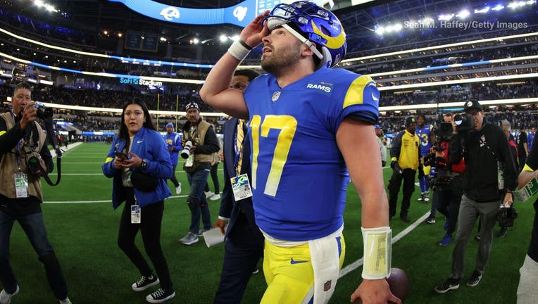Baker Mayfield #17 of the Los Angeles Rams celebrates after his team's 17-16 victory against the Las Vegas Raiders at SoFi Stadium on December 08, 2022. (Photo by Sean M. Haffey/Getty Images)