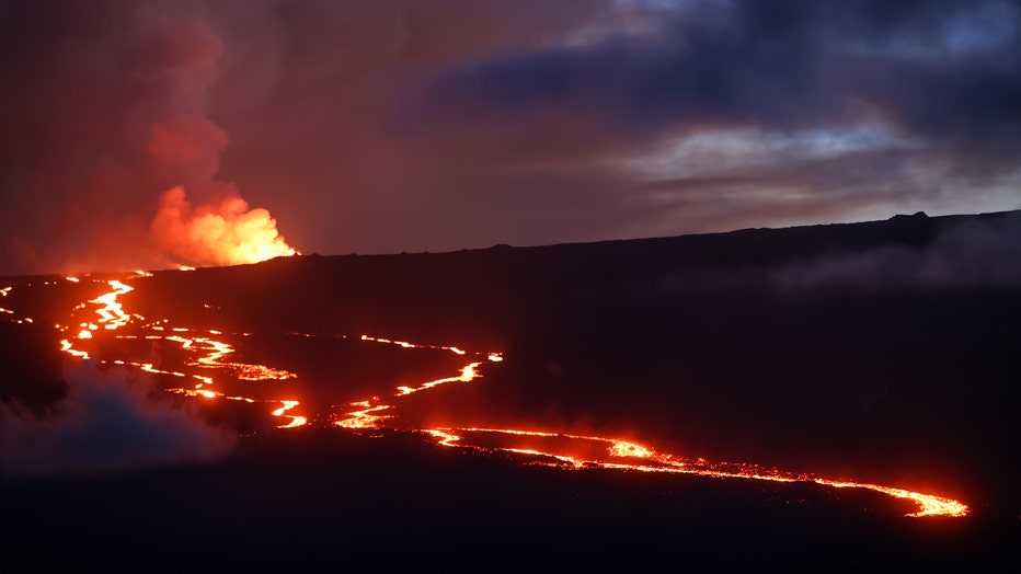 Hawaii's Mauna Loa erupts