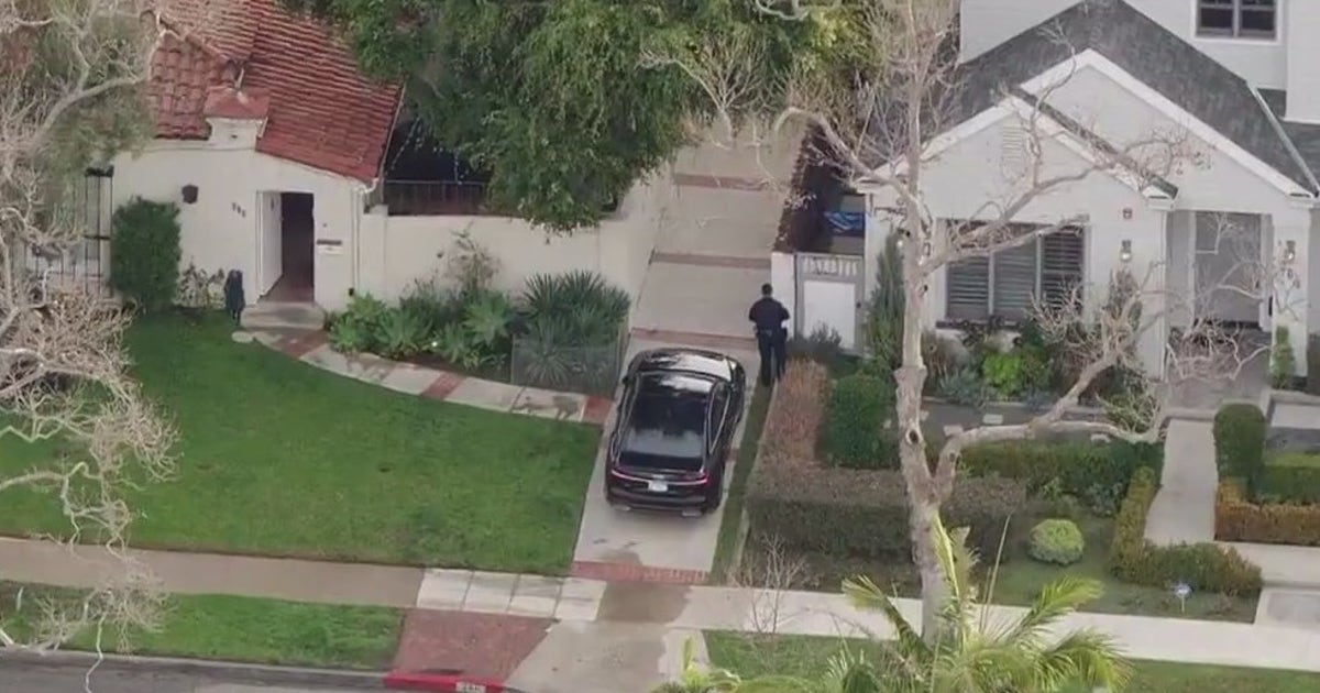 Beverly Hills home hit by burglar in broad daylight | FOX 11 Los Angeles