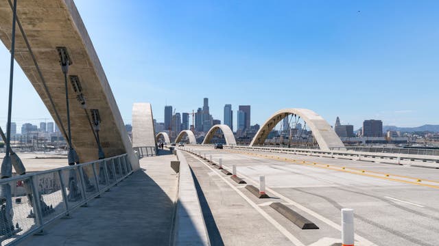 Woman wounded in shooting on Sixth Street Bridge