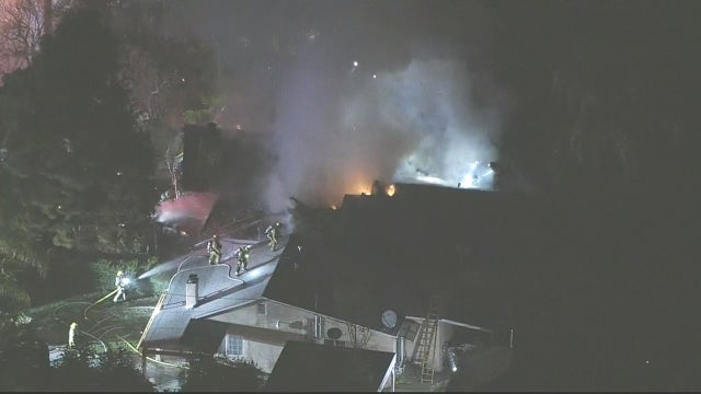 2 injured, including teen boy, in Sunland house fire