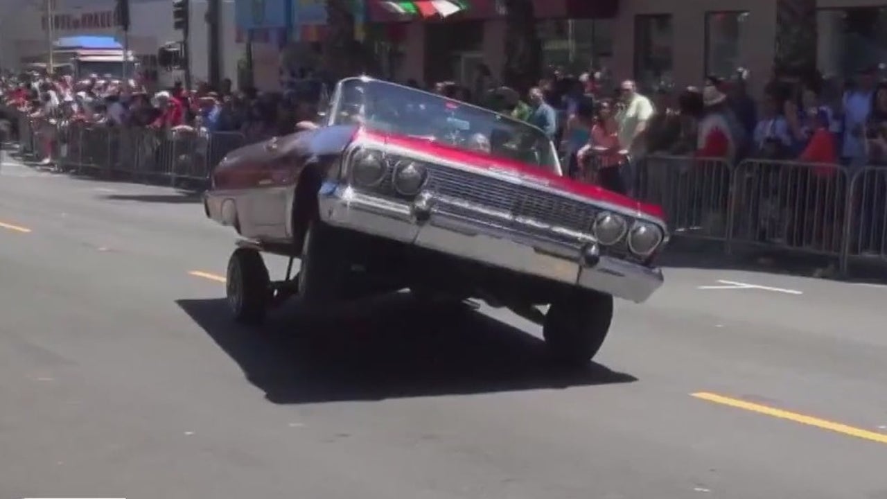 Snoop Dogg drives lowrider from Van Nuys shop for Super Bowl LVI