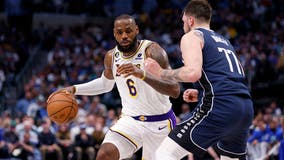 Lakers' playoff hopes in jeopardy following reports LeBron James will miss multiple weeks