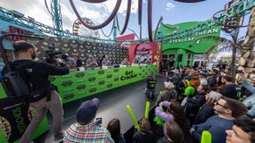 Competitive eater scarfs record-breaking 109 pistachios in Santa Monica competition