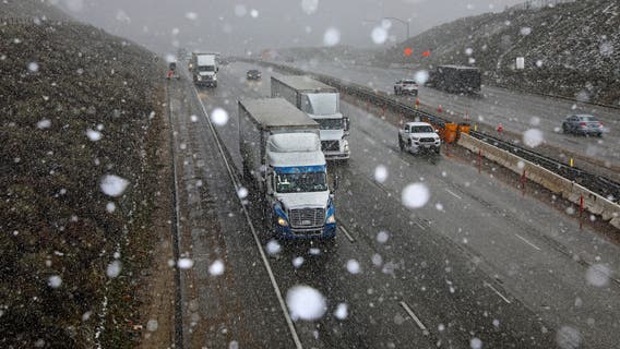 5 Freeway through Grapevine closes again amid snow storm