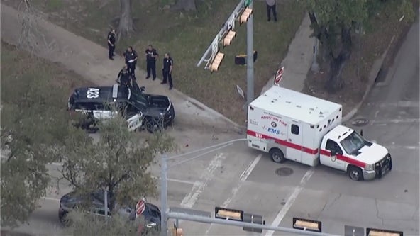 Suspect in stolen Houston FD ambulance captured after lengthy police chase
