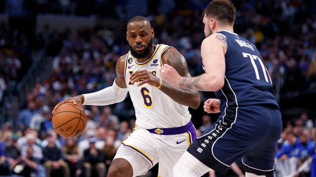 Lakers' playoff hopes in jeopardy following reports LeBron James will miss multiple weeks